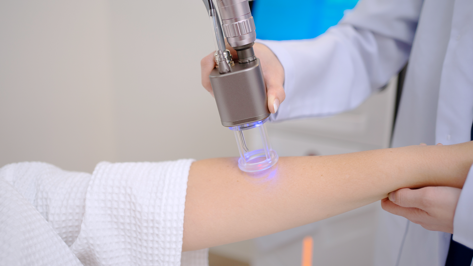 Korean Toning Lasers for Summer: Clear Skin Without Downtime