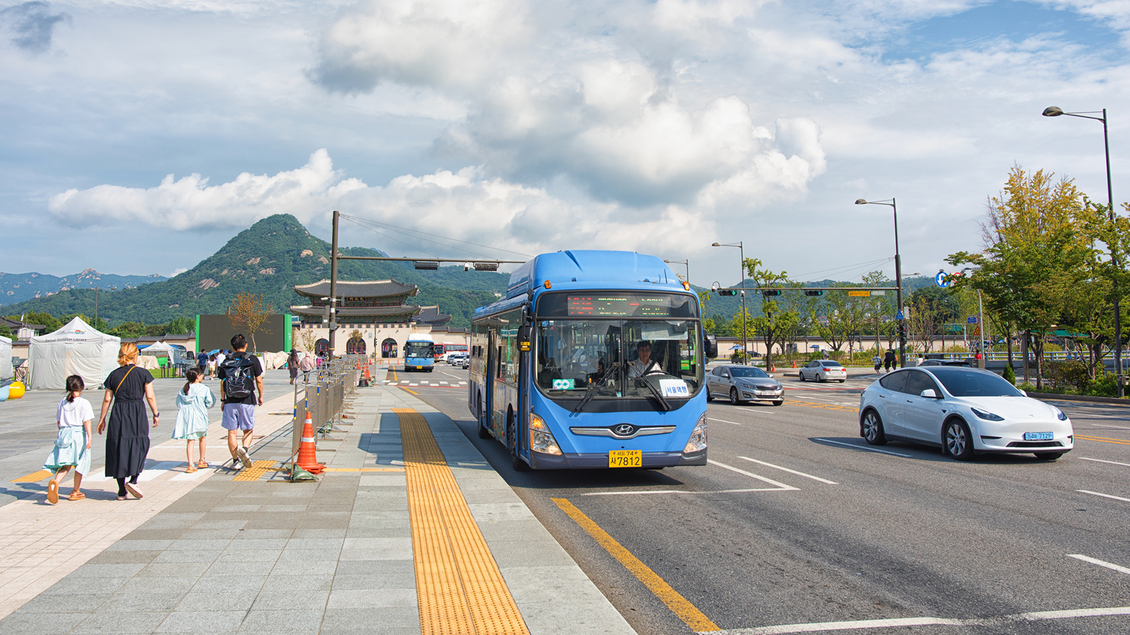 How to Use Korea’s Public Transportation Like a Local: Subways, Buses & T-Money Tips