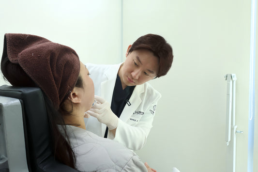Dr. Kim Han-gil of The Ippo Clinic Proposes Comprehensive Winter Skincare Solution Using Skin Boosters | BEAUTIPIN