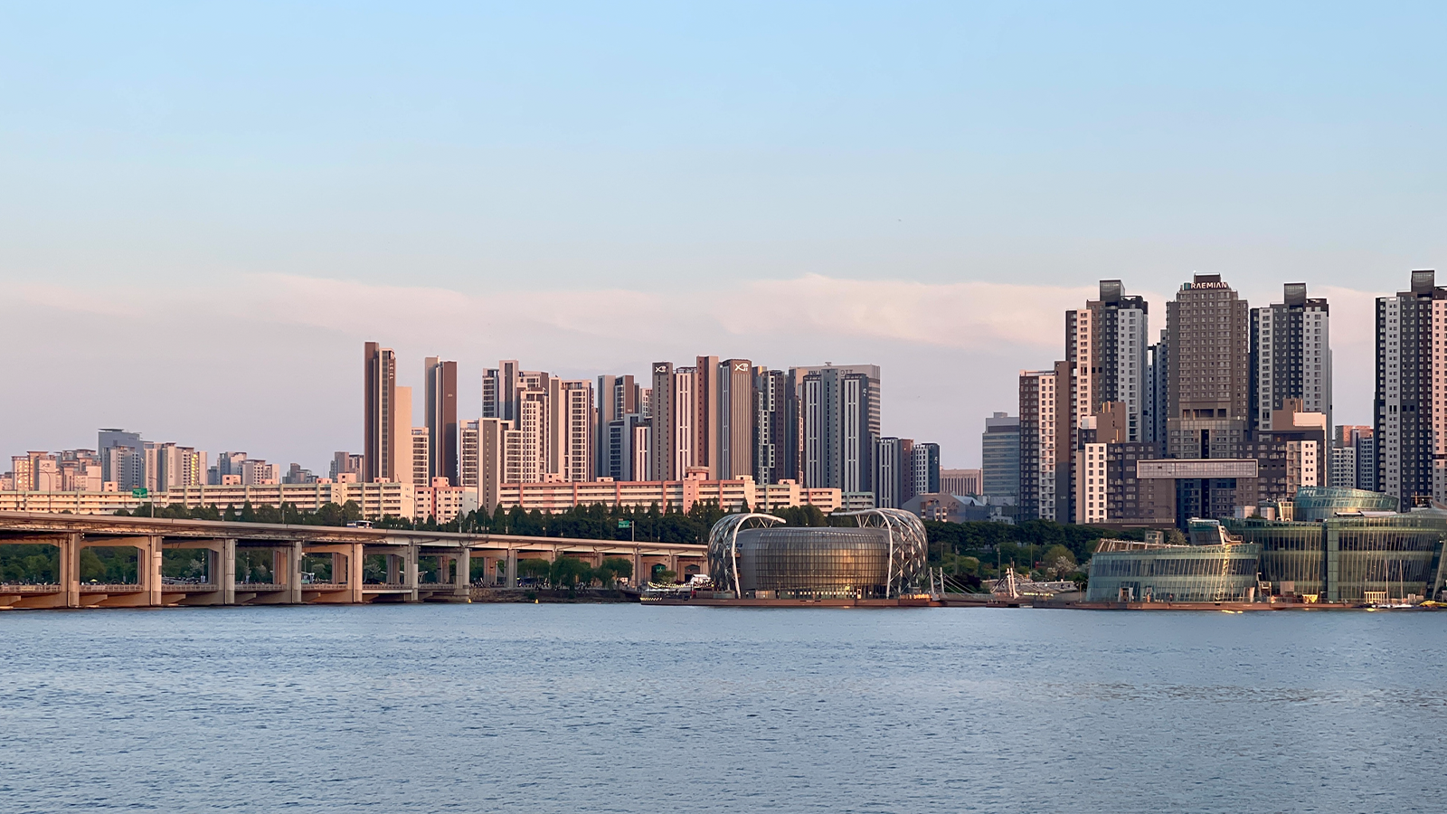 Gangnam Unlocked: Luxury, Culture & Cafes in Seoul’s Iconic District