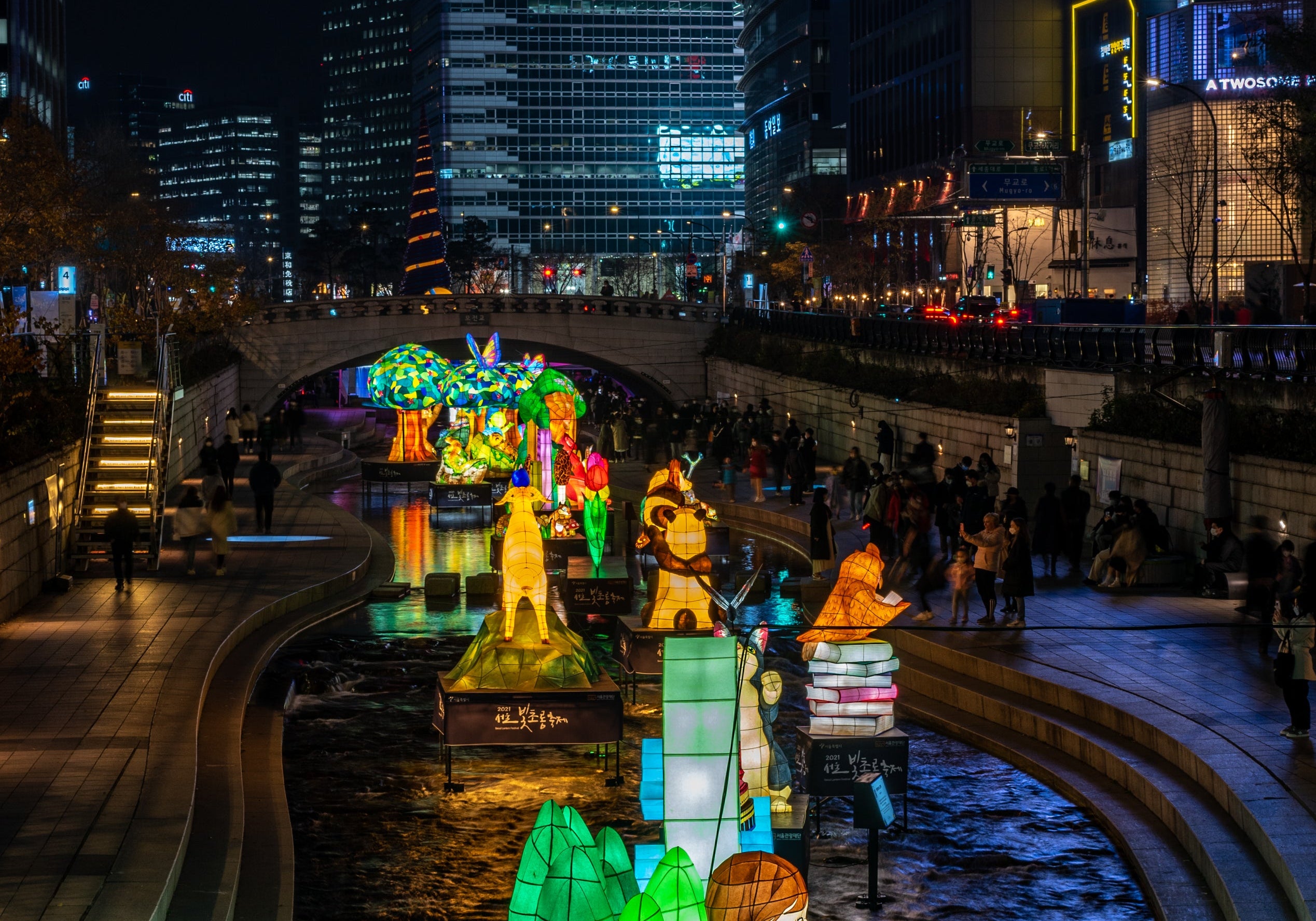 2025 Seoul Lantern Festival: How Light Connects the City After Dark | BEAUTIPIN