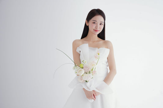 Attending a Korean Wedding: Dress Code, Cash Gifts & Ceremony Flow | BEAUTIPIN